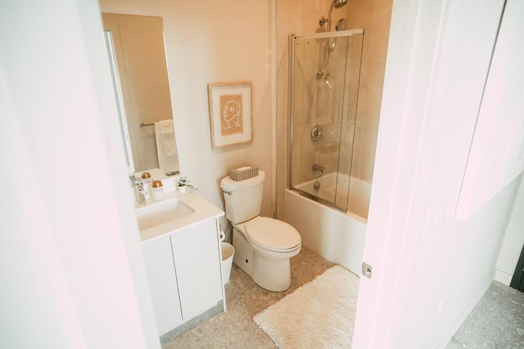 New - Luxury 2Br Penthouse Apt In Central ハリファックス エクステリア 写真