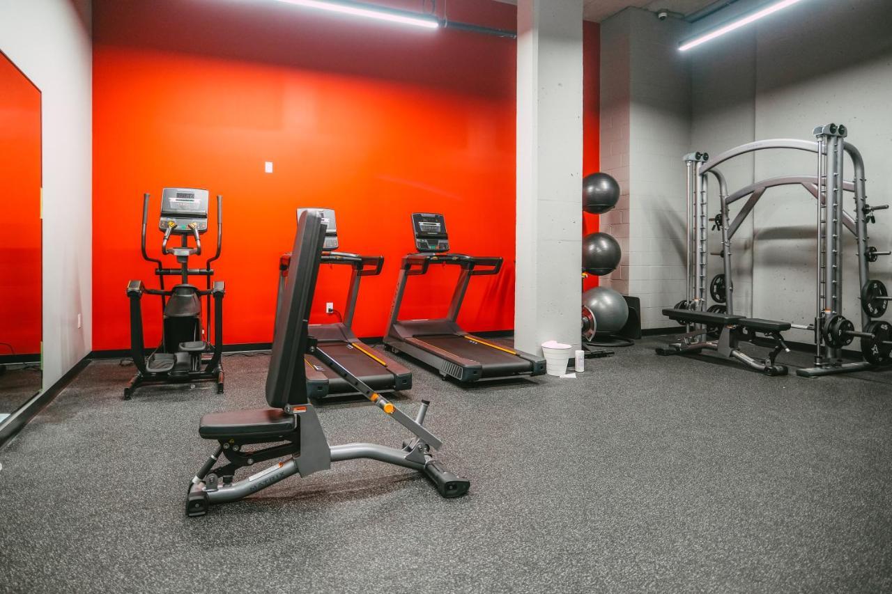New - Luxury 2Br Penthouse Apt In Central ハリファックス エクステリア 写真