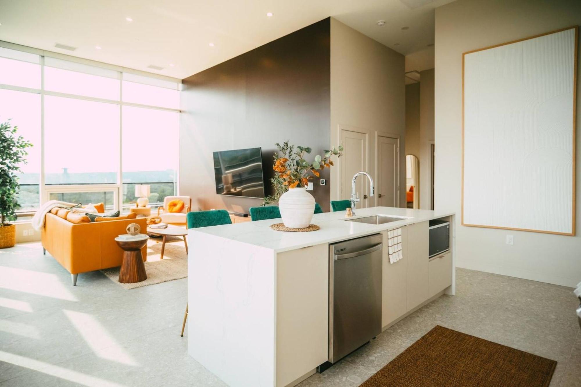 New - Luxury 2Br Penthouse Apt In Central ハリファックス エクステリア 写真
