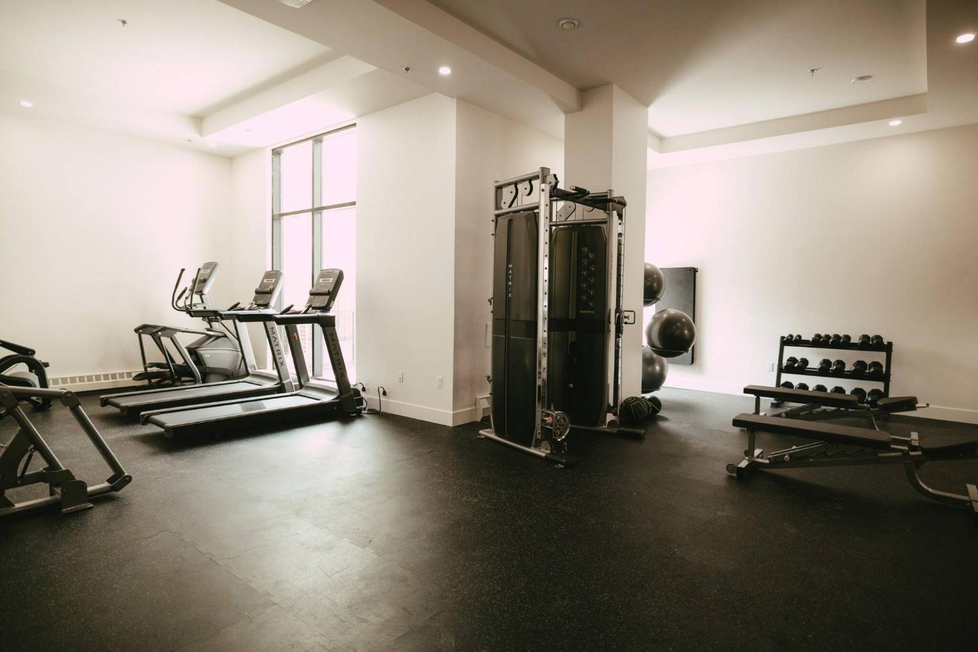 New - Luxury 2Br Penthouse Apt In Central ハリファックス エクステリア 写真